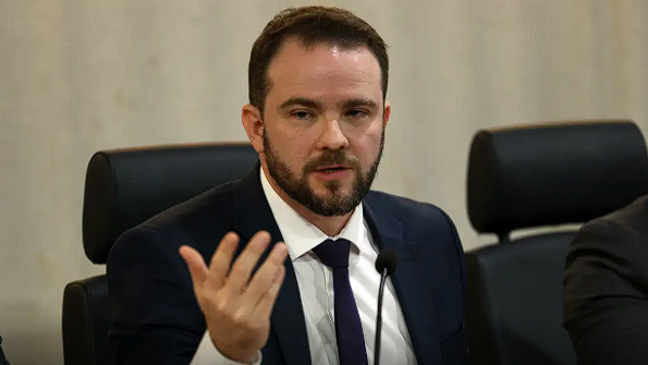 Orçamento de 2026 prevê superávit primário de 0,25% do PIB